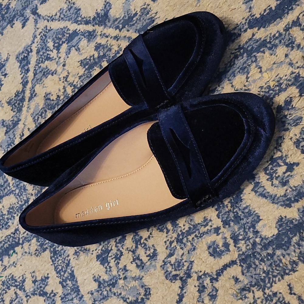 Madden Girl Carmello blue navy velvet loafer slip on flat shoes sz 11 new